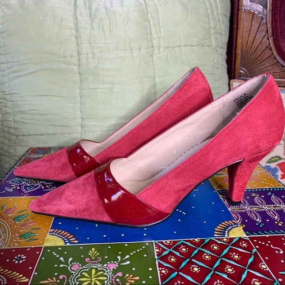 90s Red Suede Pumps - Picture 2 of 8